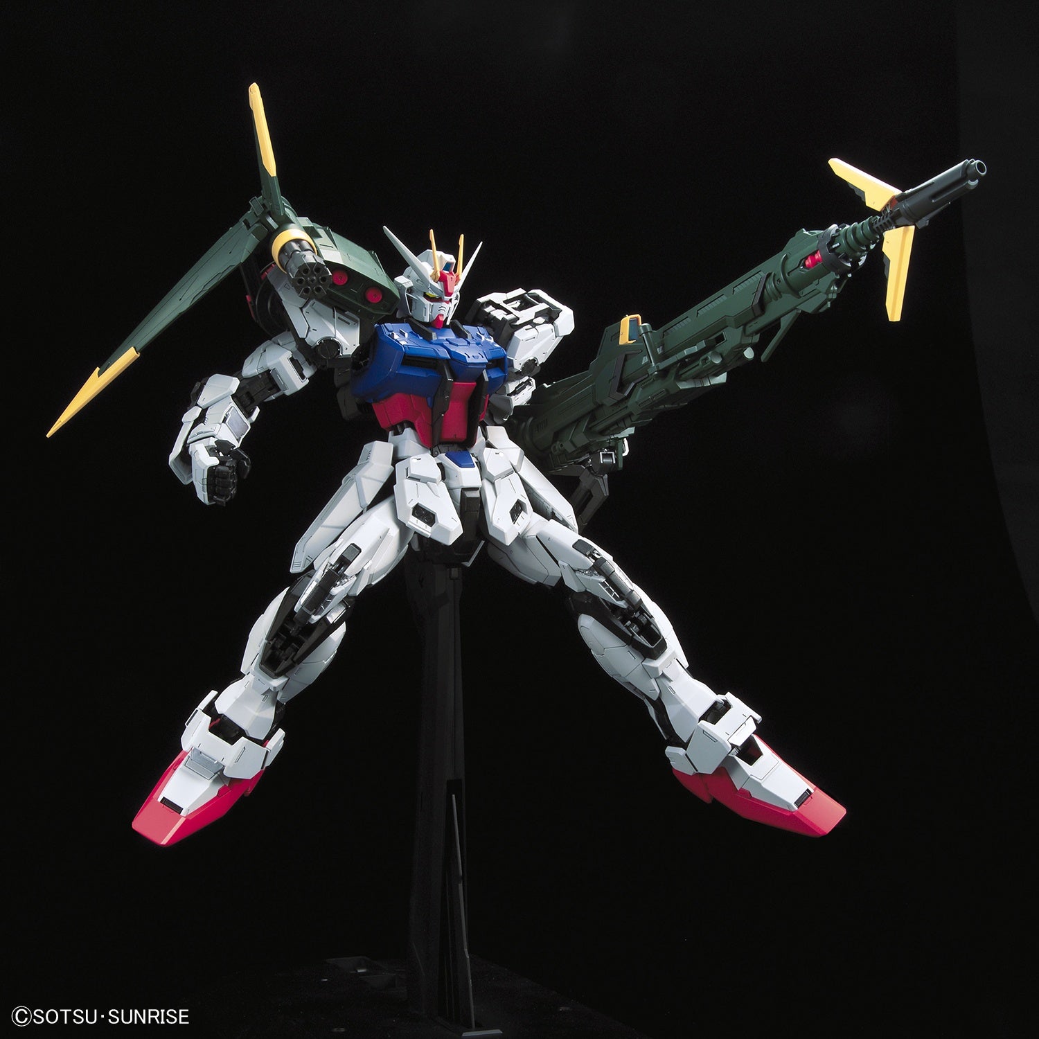 PG GAT-X105+AQM/E-YM1 Perfect Strike Gundam