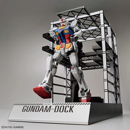 1/144 RX-78F00 GUNDAM & G-DOCK (Gundam Factory Yokohama Limited)