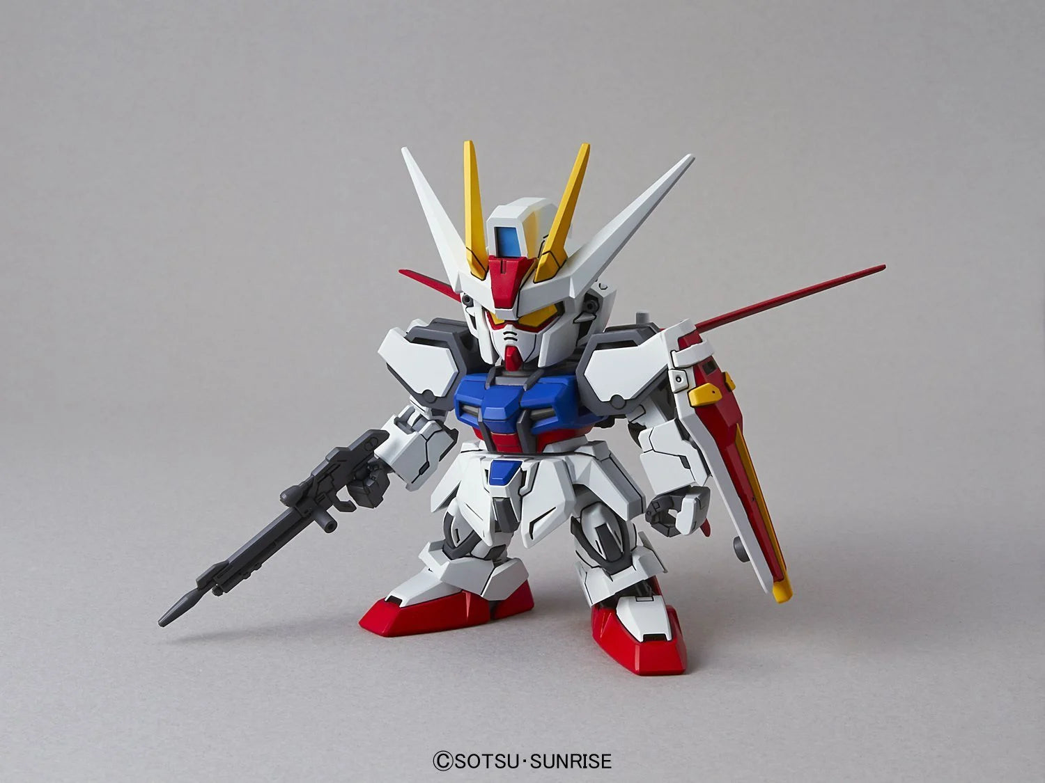 SD EX-STANDARD AILE STRIKE GUNDAM