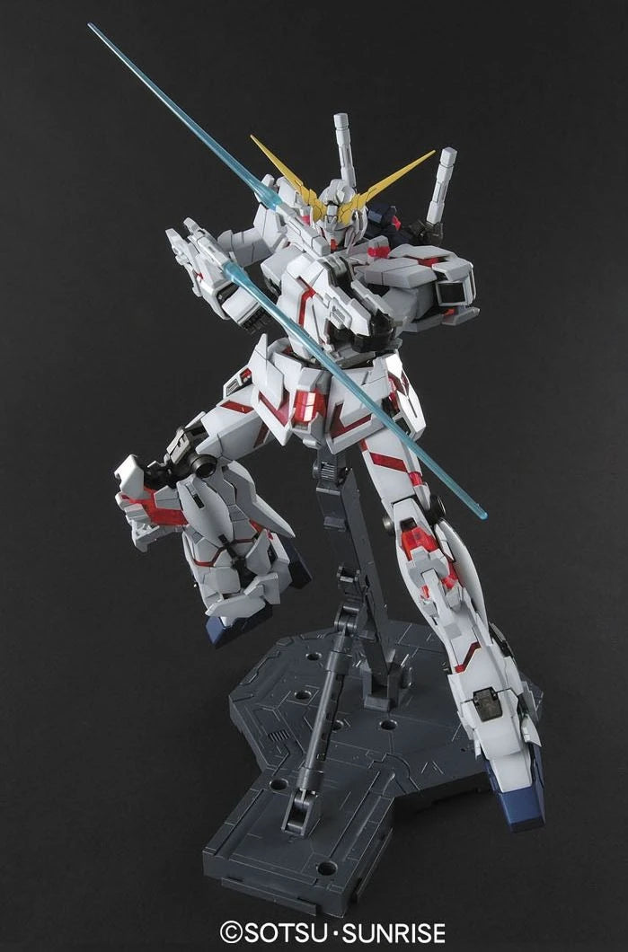 MG RX-0 UNICORN GUNDAM (OVA Ver.)