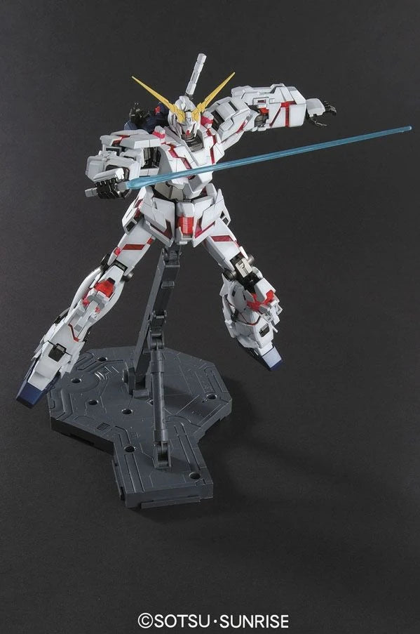 MG RX-0 UNICORN GUNDAM (OVA Ver.)