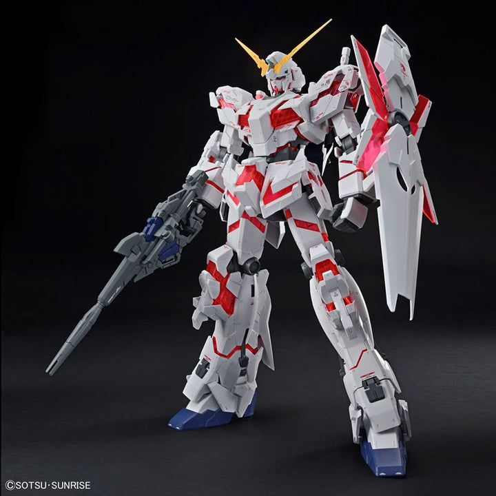 MEGA SIZE UNICORN GUNDAM (DESTROY MODE)