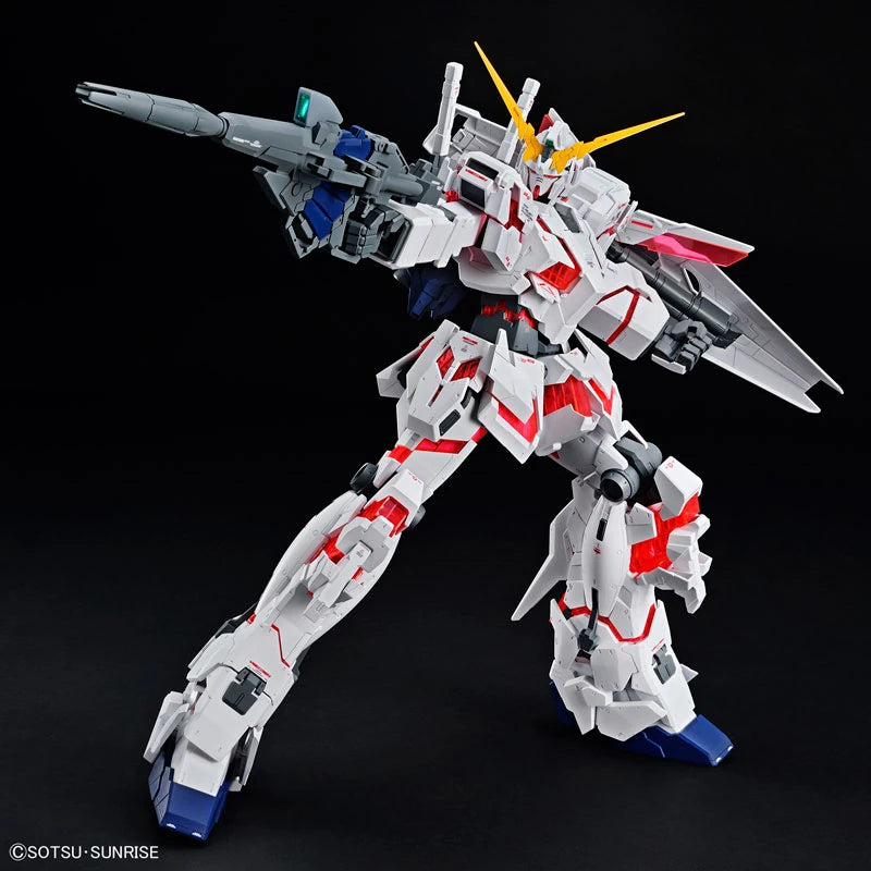 MEGA SIZE UNICORN GUNDAM (DESTROY MODE)