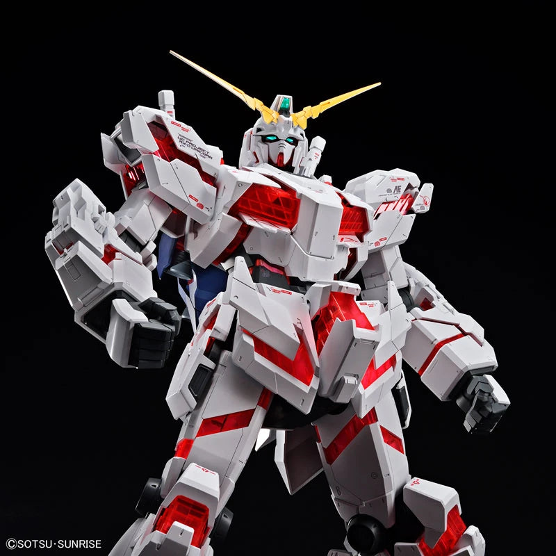 MEGA SIZE UNICORN GUNDAM (DESTROY MODE)