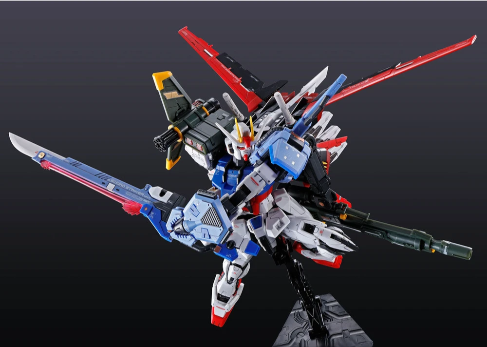 PREMIUM BANDAI RG GAT-X105+AQM/E-YM1 PERFECT STRIKE GUNDAM