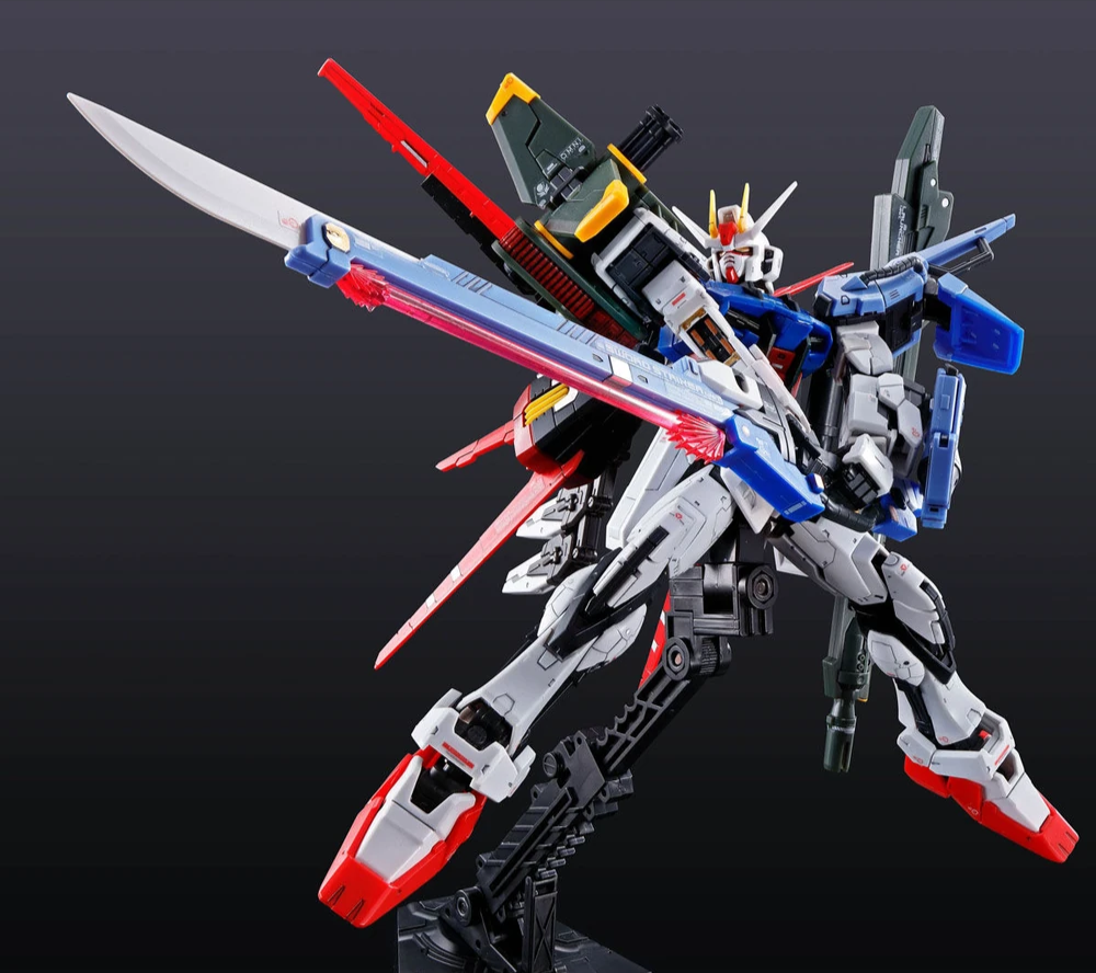 PREMIUM BANDAI RG GAT-X105+AQM/E-YM1 PERFECT STRIKE GUNDAM