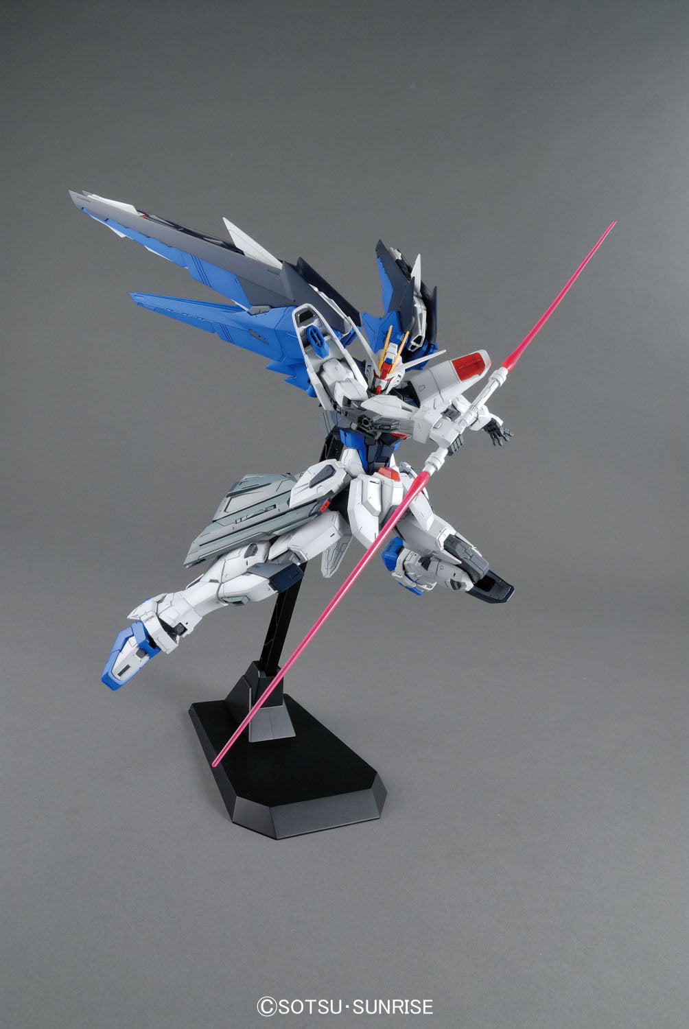 MG ZGMF-X10A FREEDOM GUNDAM VER. 2.0